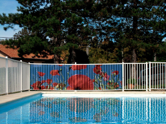 brise vue autour de la piscine